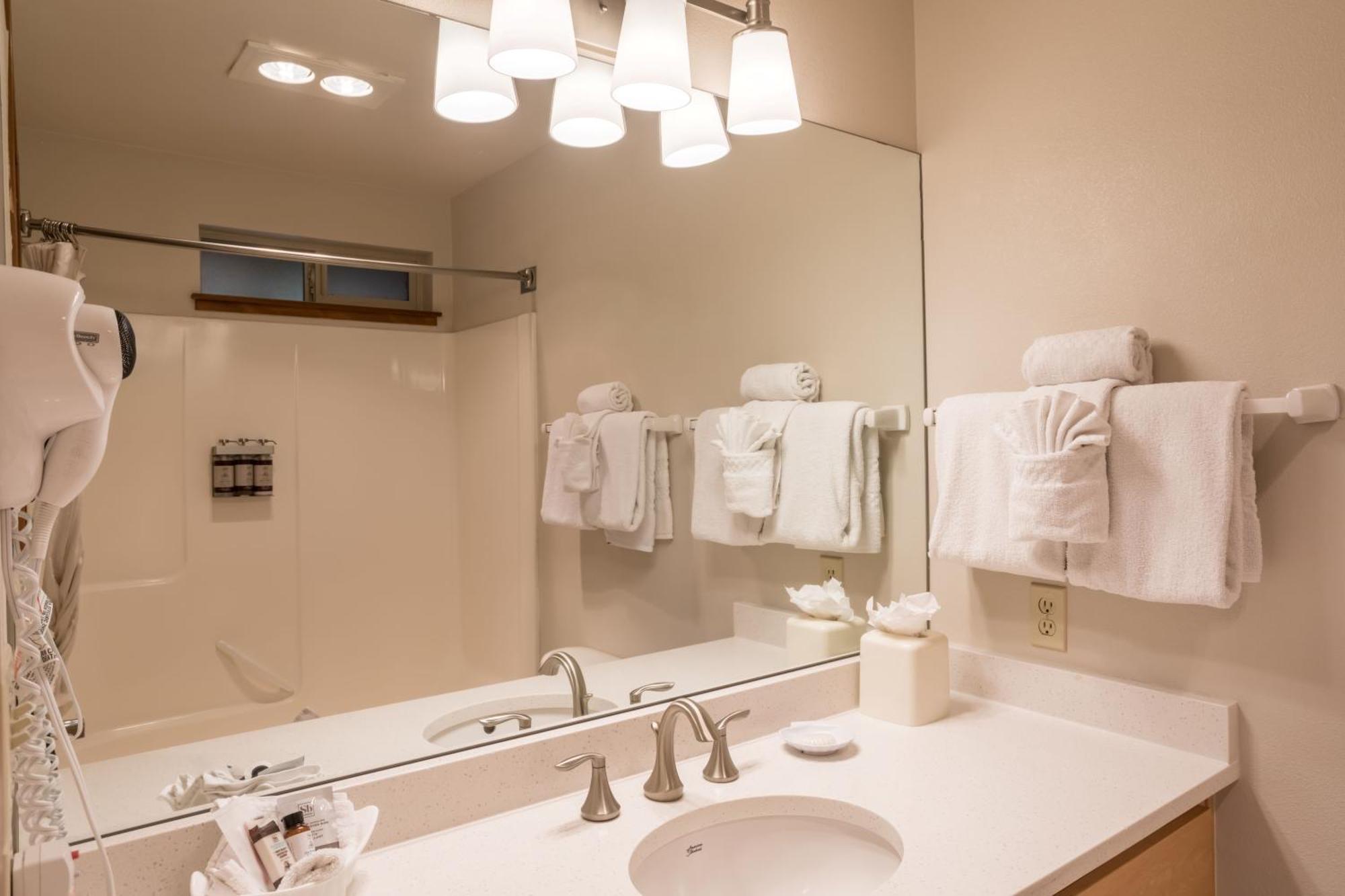 Inn At Cannon Beach Bagian luar foto